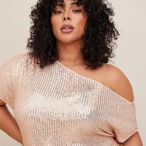 Torrid - Sequin Off The Shoulder Top in Gold